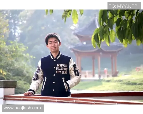 甘孜州足球球星倪豪的成长之路与职业生涯回顾